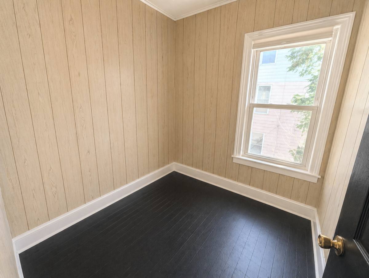 Apartment for rent at 156 Congress St, Cohoes, NY 12047