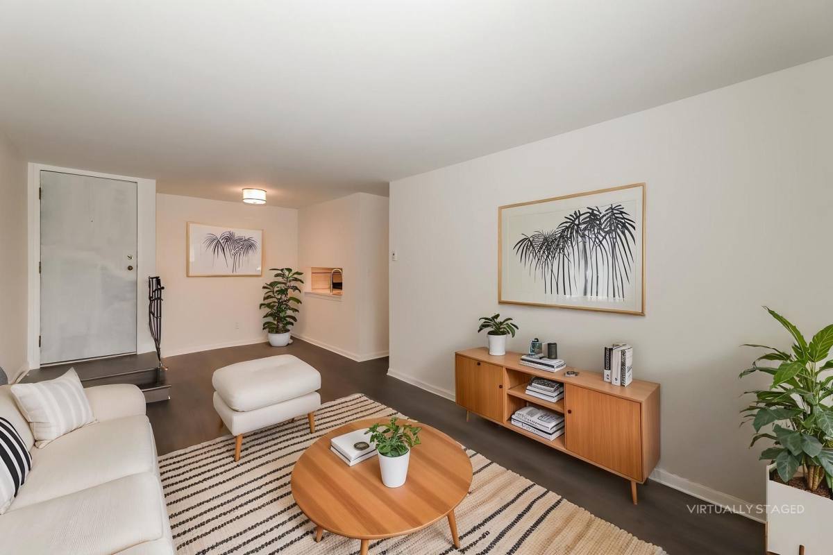 Apartment for rent at 1049 S Main St, Crown Point, IN 46307