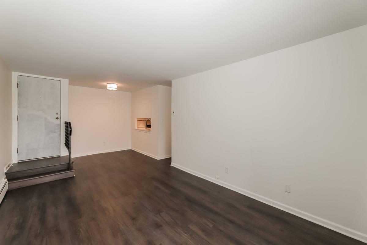Apartment for rent at 1049 S Main St, Crown Point, IN 46307