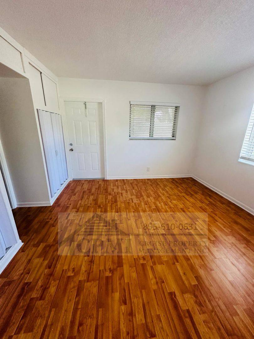 Apartment for rent at 401 S Lakeside Dr, Lake Worth Beach, FL 33460