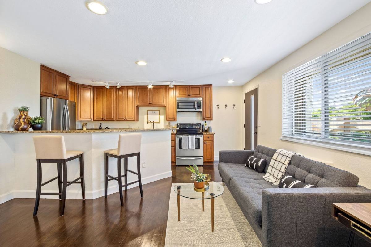Condo for rent at 1 N Pearl St, Denver, CO 80203