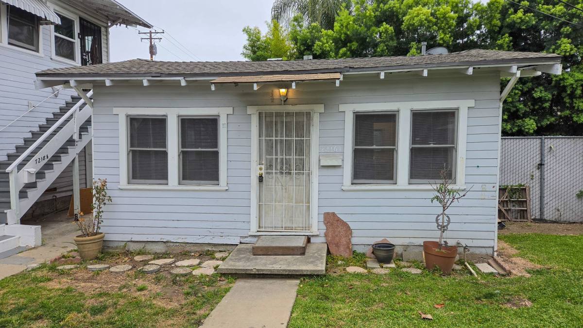 Apartment for rent at 7216 Friends Ave, Whittier, CA 90602