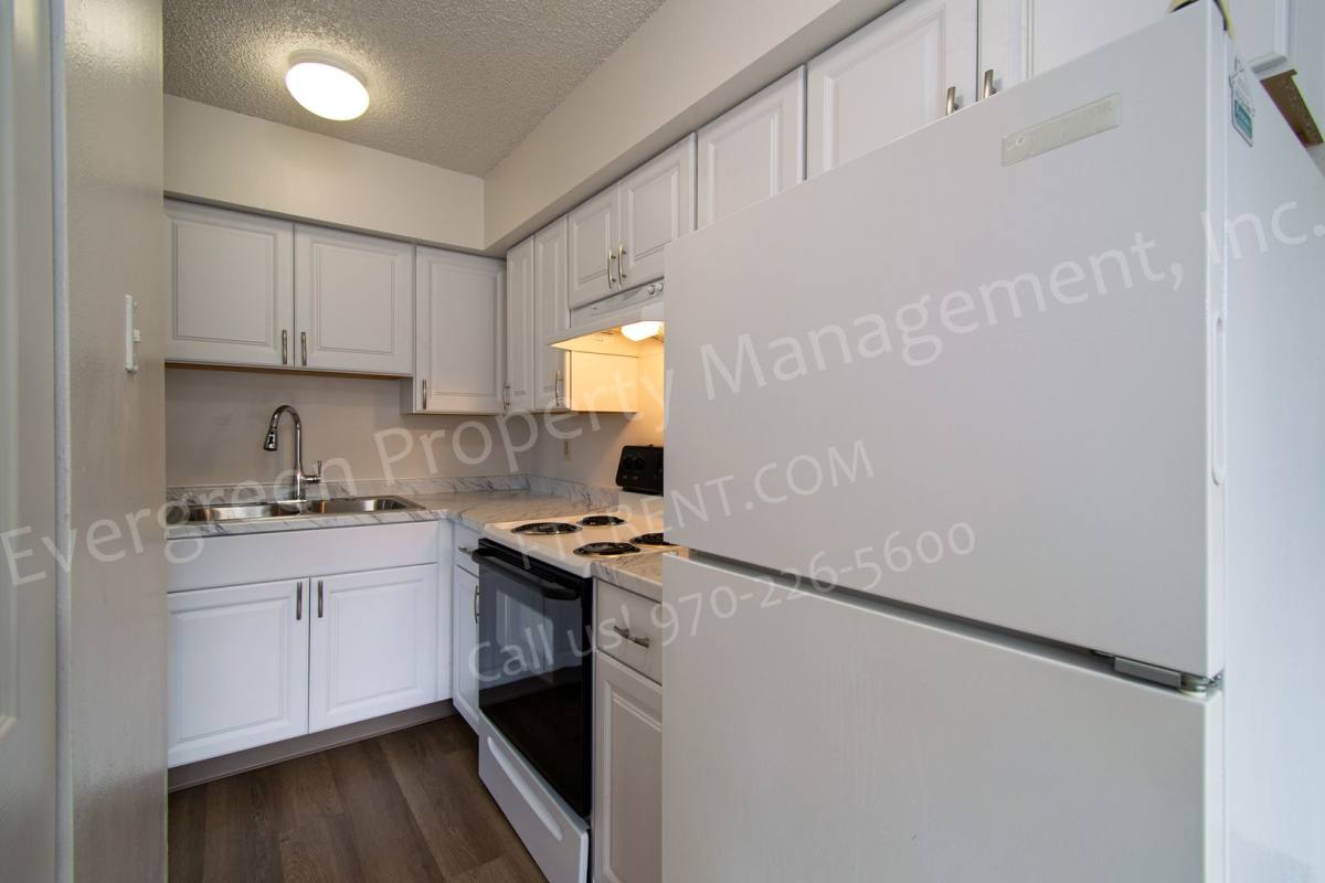 Condo for rent at 1705 Heatheridge Rd, Fort Collins, CO 80526