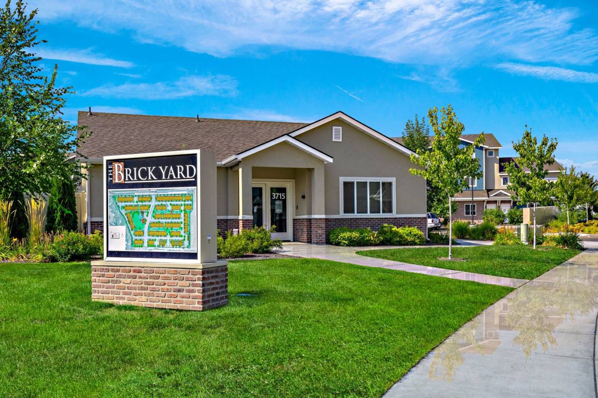 Townhouse for rent at 3710 Centrepoint Way, Meridian, ID 83646