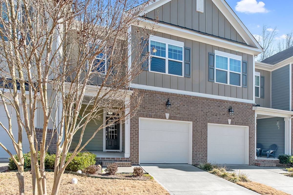 Townhouse for rent at 629 Briarcliff St, Lynchburg, VA 24502