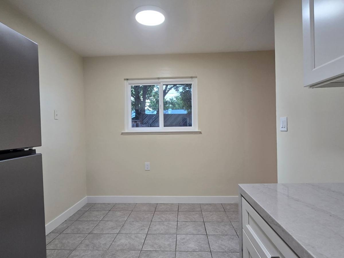 Apartment for rent at 1365 Stanwood Dr, San Jose, CA 95118