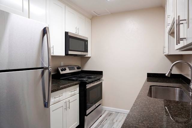 Apartment for rent at 1365 Stanwood Dr, San Jose, CA 95118