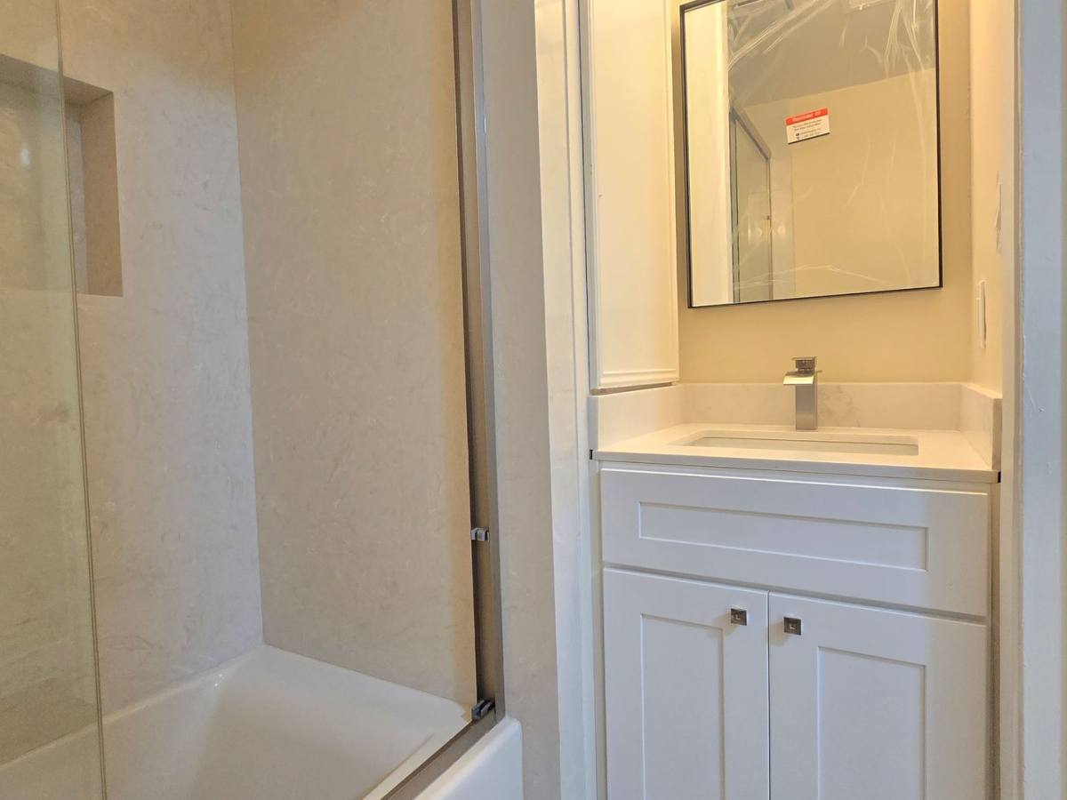 Apartment for rent at 1365 Stanwood Dr, San Jose, CA 95118