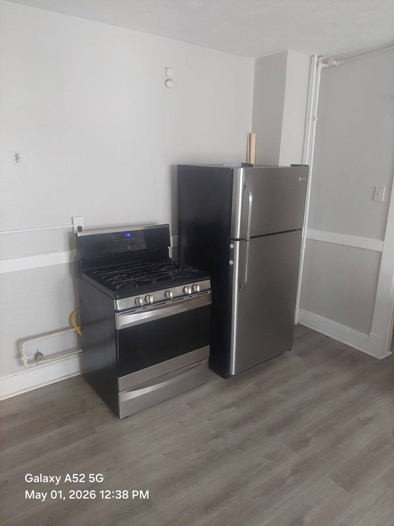 Apartment for rent at 335 High St, New Britain, CT 06051
