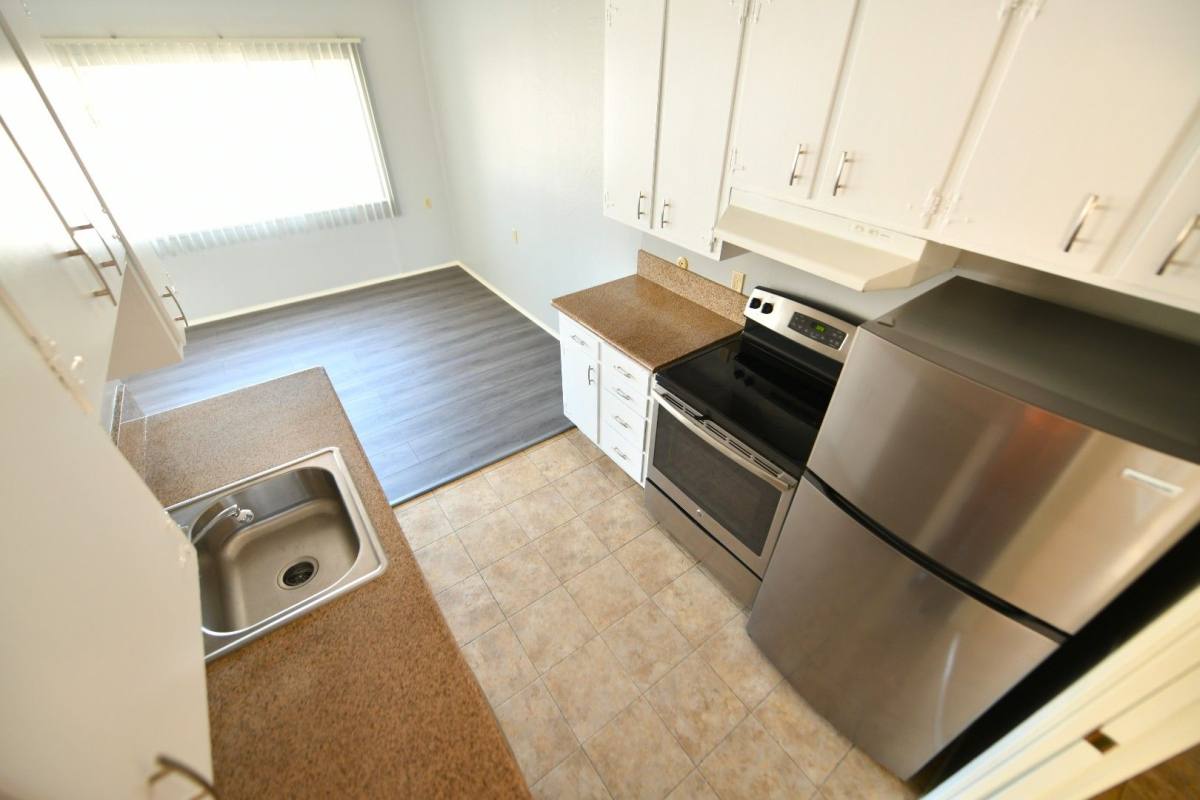 Apartment for rent at 1553 Alice St, Oakland, CA 94612
