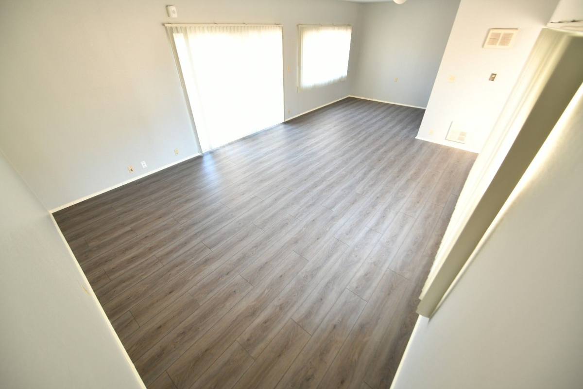 Apartment for rent at 1553 Alice St, Oakland, CA 94612