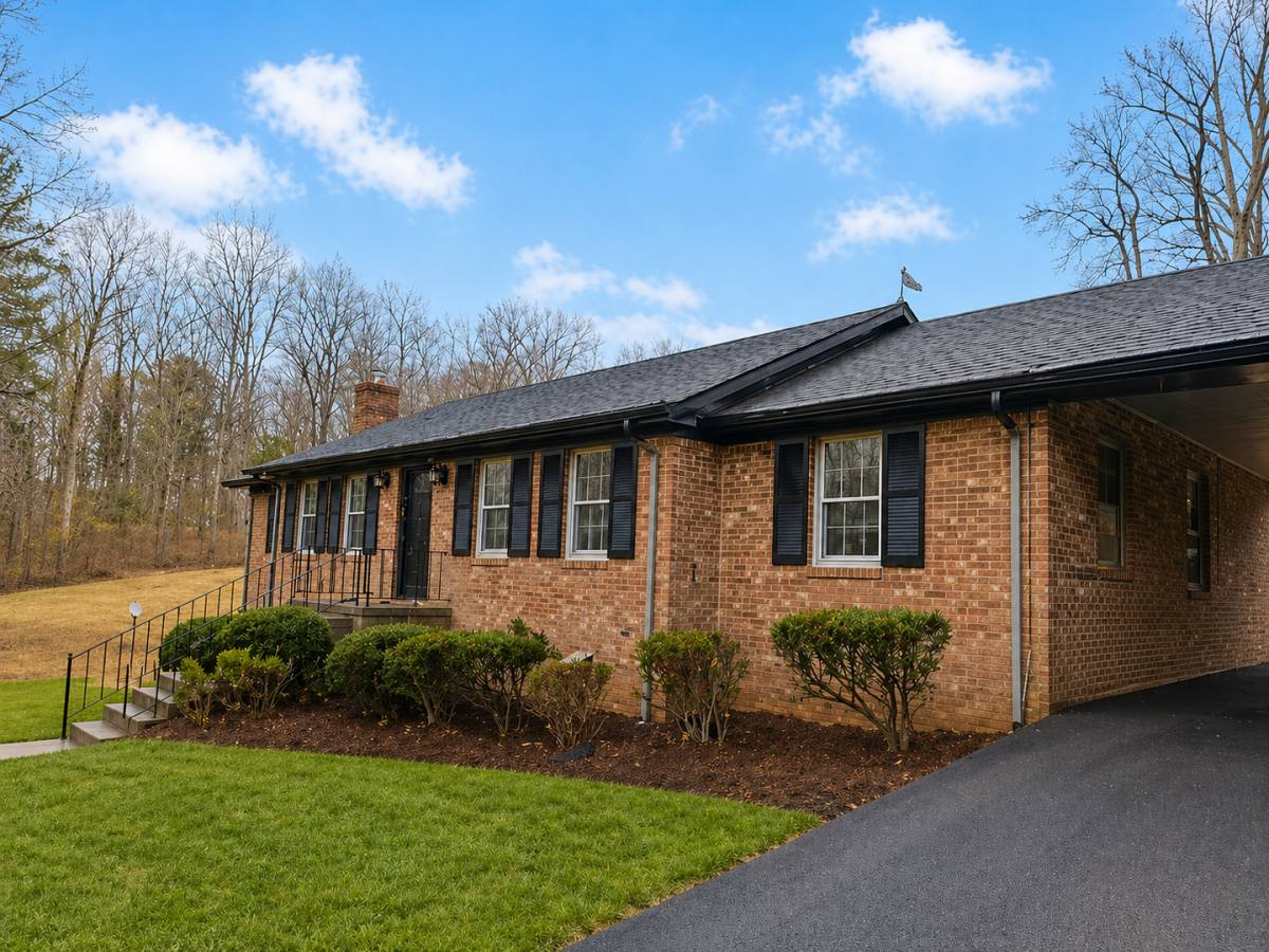 Apartment for rent at 2707 Little River Dr, Hillsborough, NC 27278