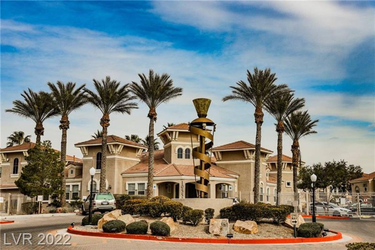 House for rent at 10550 W Alexander Rd, Las Vegas, NV 89129