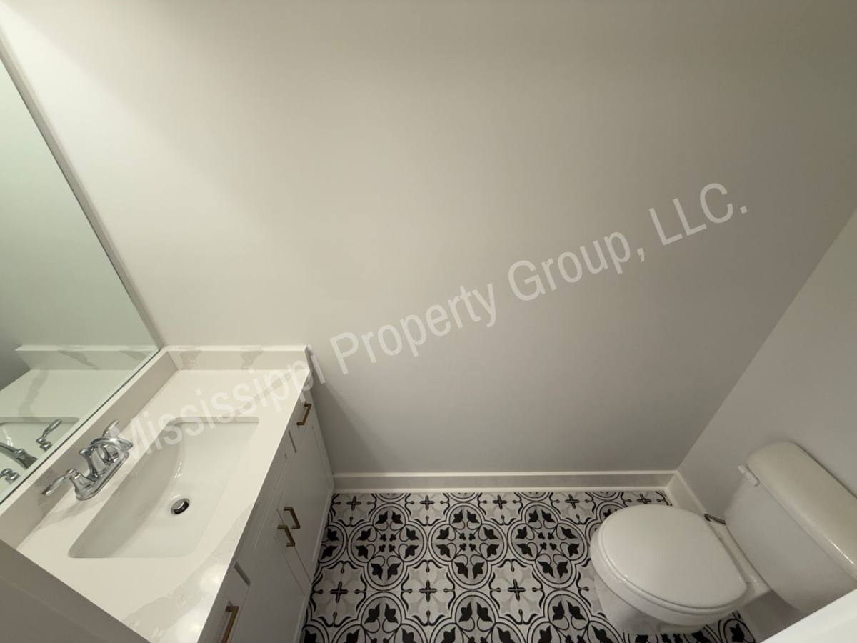 Townhouse for rent at 611 Miramar Lane, Oxford, MS 38655