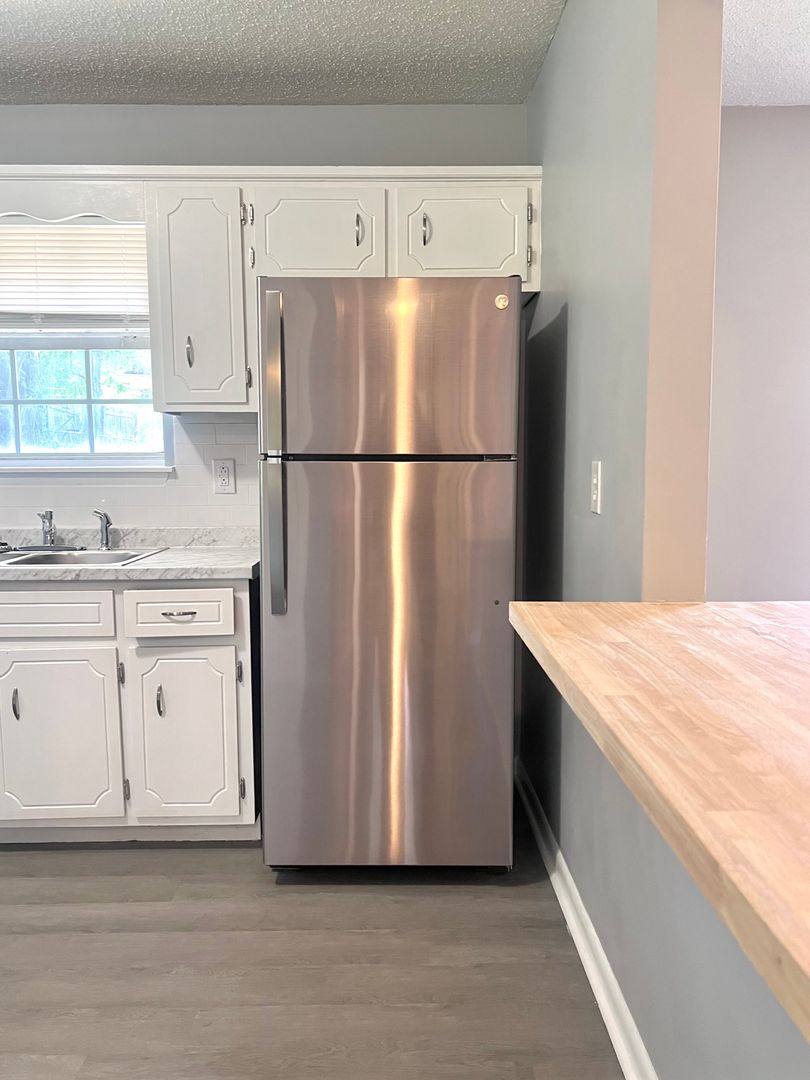 Apartment for rent at 211 Chapel St, Clarksville, TN 37042