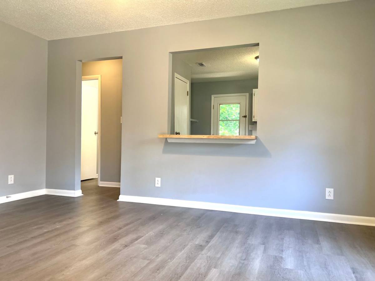Apartment for rent at 211 Chapel St, Clarksville, TN 37042