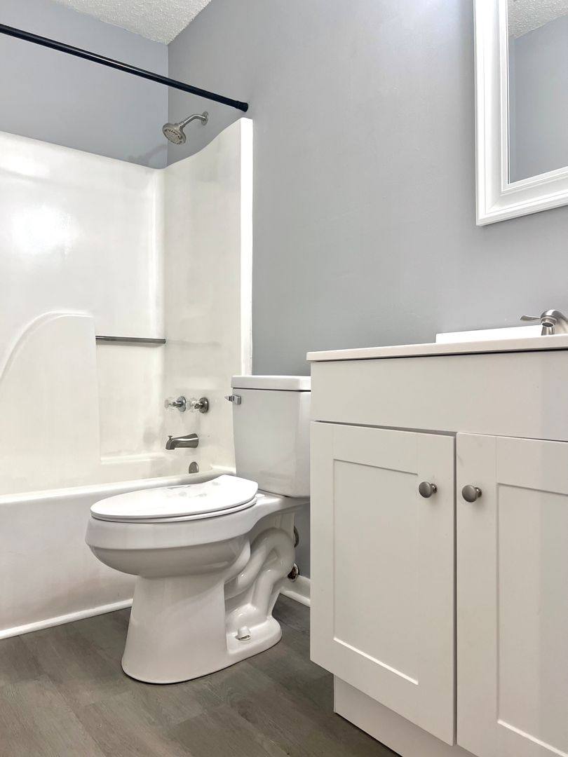 Apartment for rent at 211 Chapel St, Clarksville, TN 37042