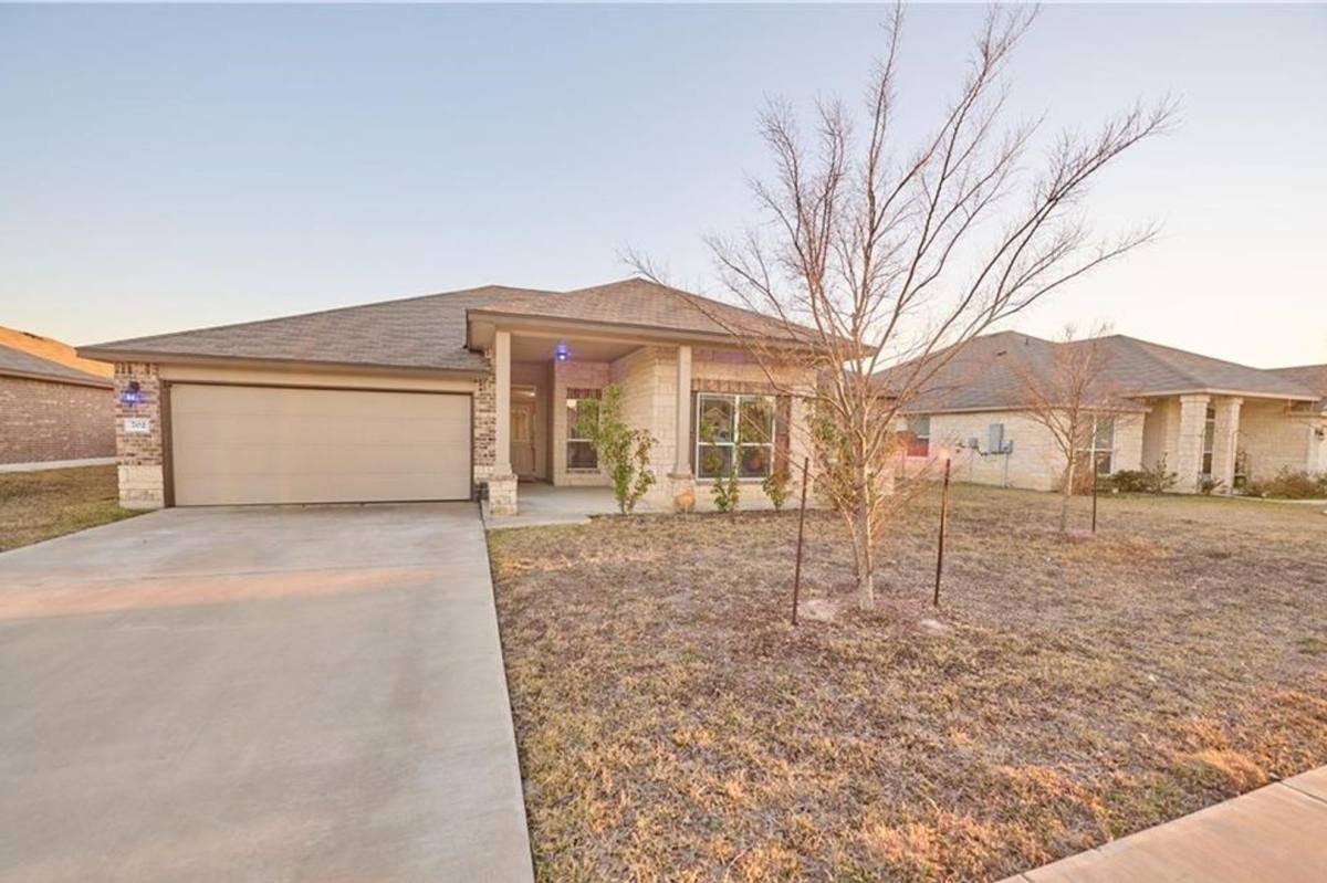 House for rent at 702 Deborah Kay Dr, Killeen, TX 76542