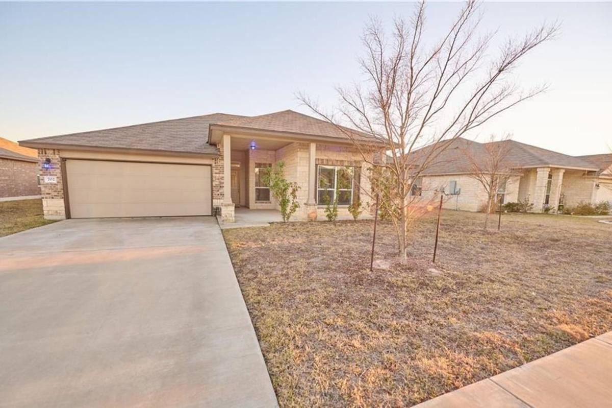 House for rent at 702 Deborah Kay Dr, Killeen, TX 76542