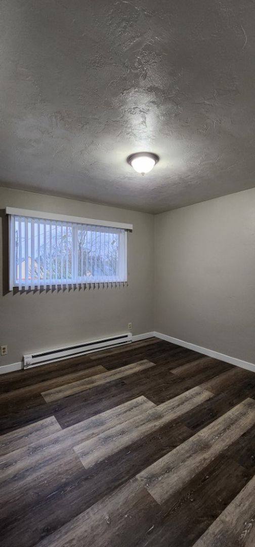 Apartment for rent at 811 18th Ave SW, Albany, OR 97321