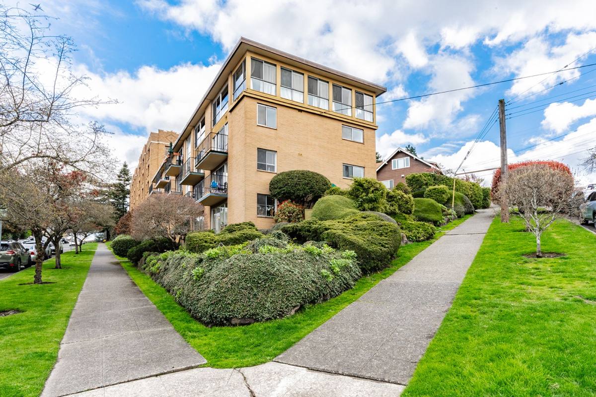 Apartment for rent at 2800 Franklin Ave E, Seattle, WA 98102