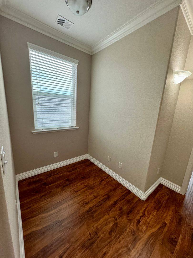House for rent at 11333 N Blue Sage Ave, Fresno, CA 93730
