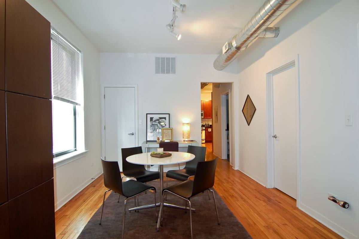 Apartment for rent at 2638 W Iowa #1F, Chicago, IL 60622