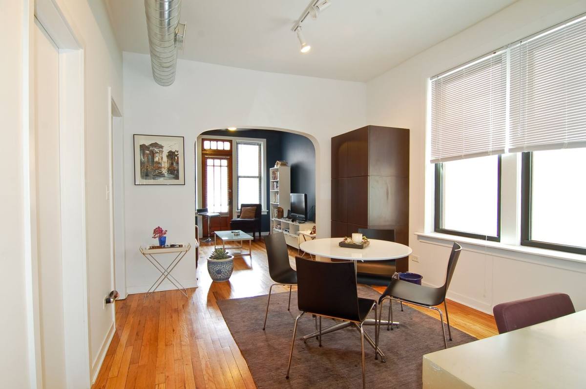 Apartment for rent at 2638 W Iowa #1F, Chicago, IL 60622