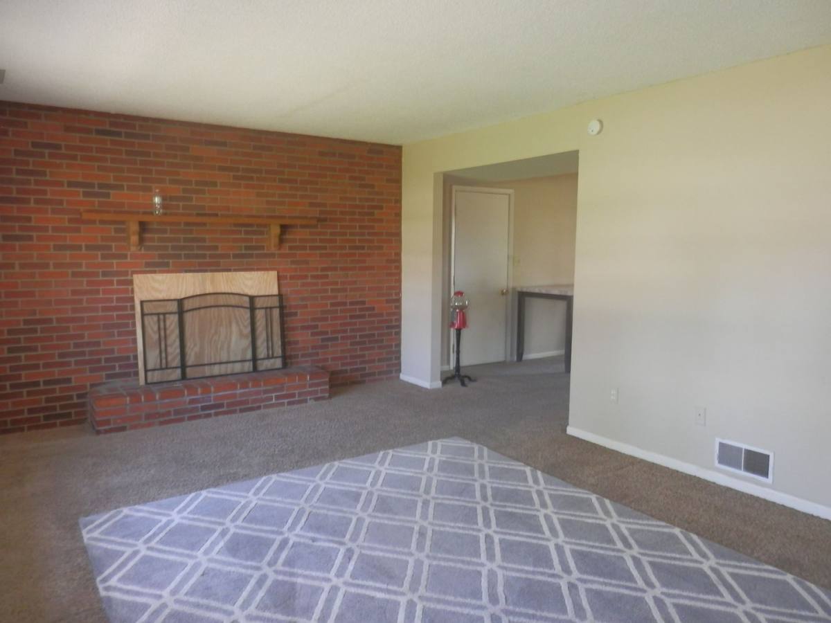 Townhouse for rent at 4820 E Schooner Rd, Columbia, MO 65201