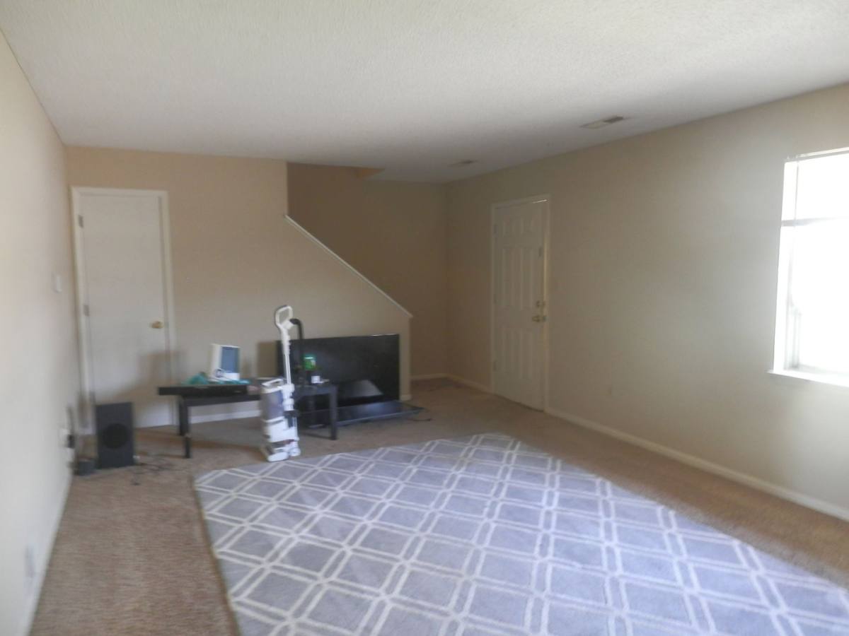 Townhouse for rent at 4820 E Schooner Rd, Columbia, MO 65201