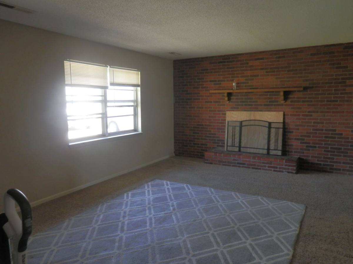 Townhouse for rent at 4820 E Schooner Rd, Columbia, MO 65201