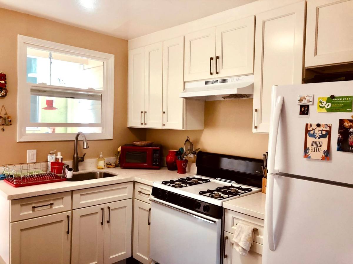 Apartment for rent at 986 Kains Ave, Albany, CA 94706