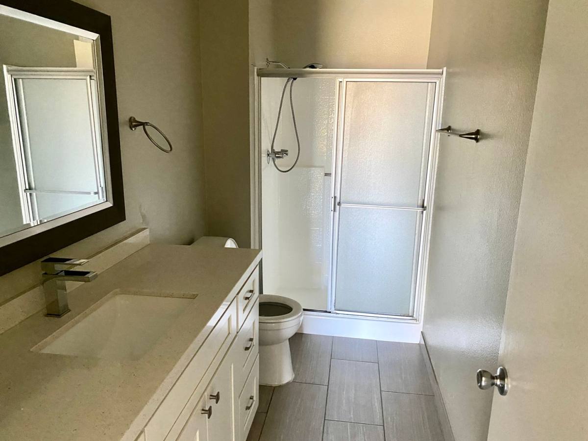Apartment for rent at 15928 Vanowen St, Van Nuys, CA 91406