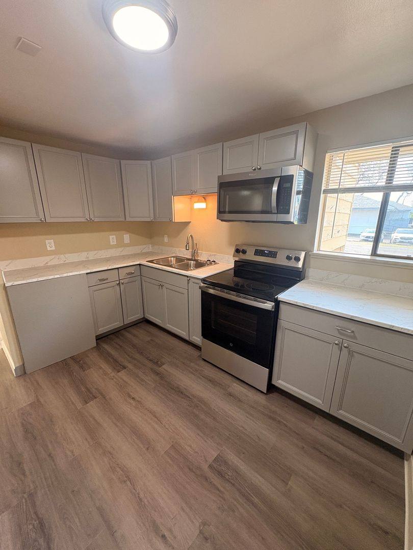 Apartment for rent at 5925 99th St SW, Lakewood, WA 98499