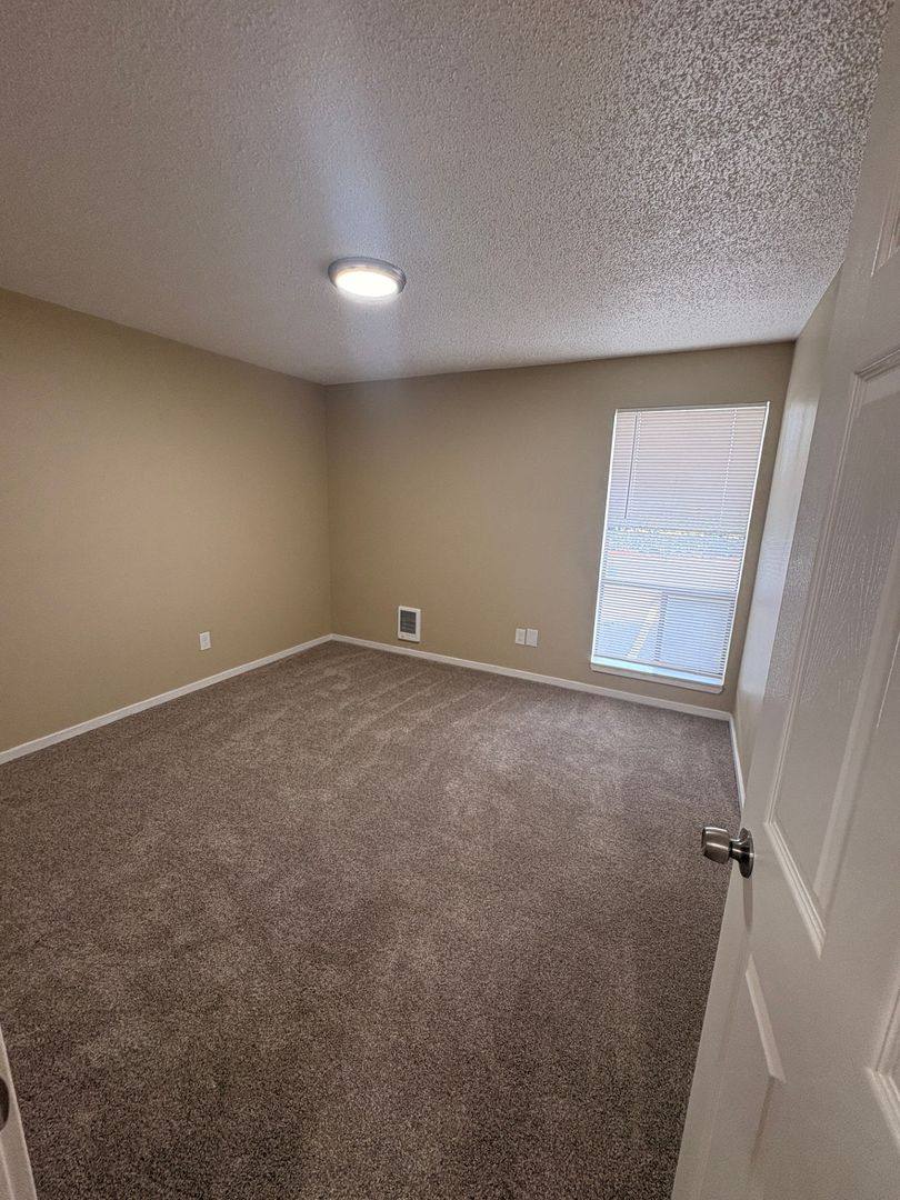 Apartment for rent at 5925 99th St SW, Lakewood, WA 98499
