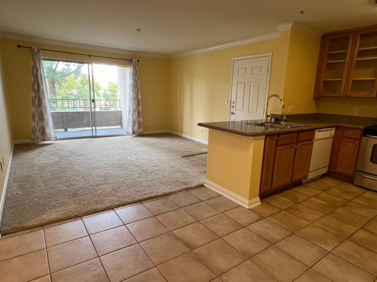 Condo for rent at 1023 Vista Del Cerro, Corona, CA 92879