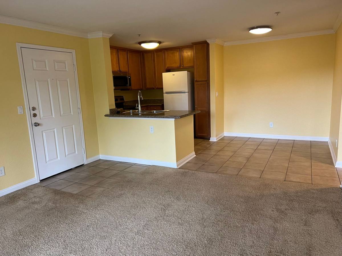 Condo for rent at 1023 Vista Del Cerro, Corona, CA 92879