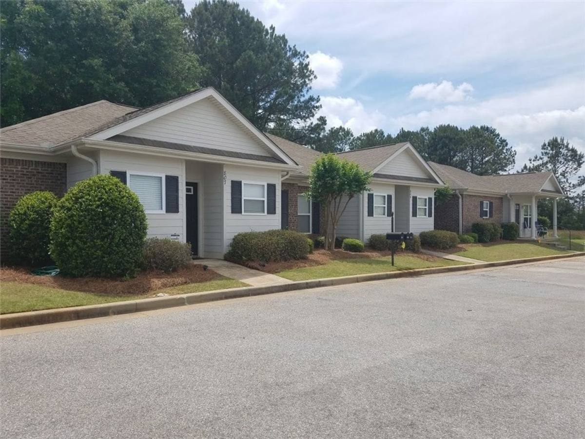 Condo for rent at 807 Harvard Dr, Auburn, AL 36830