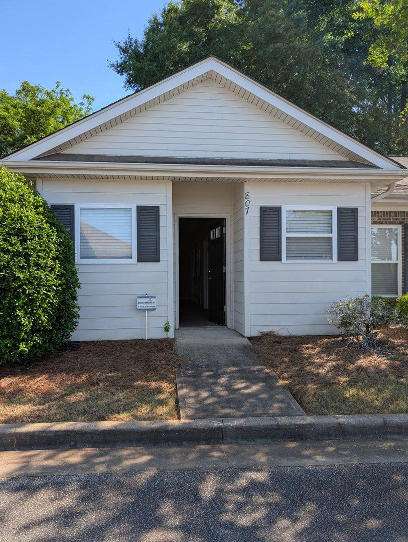 Condo for rent at 807 Harvard Dr, Auburn, AL 36830