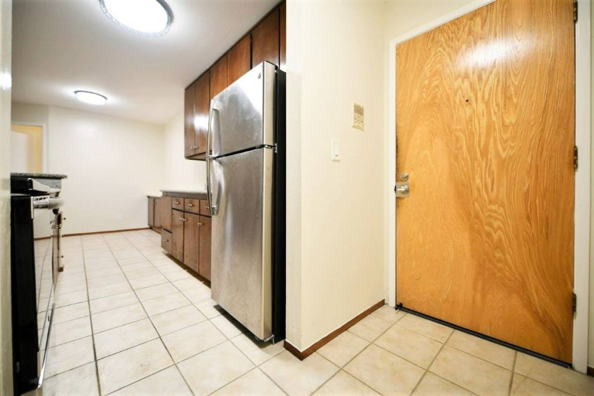 Apartment for rent at 366 Staten Ave, Oakland, CA 94610
