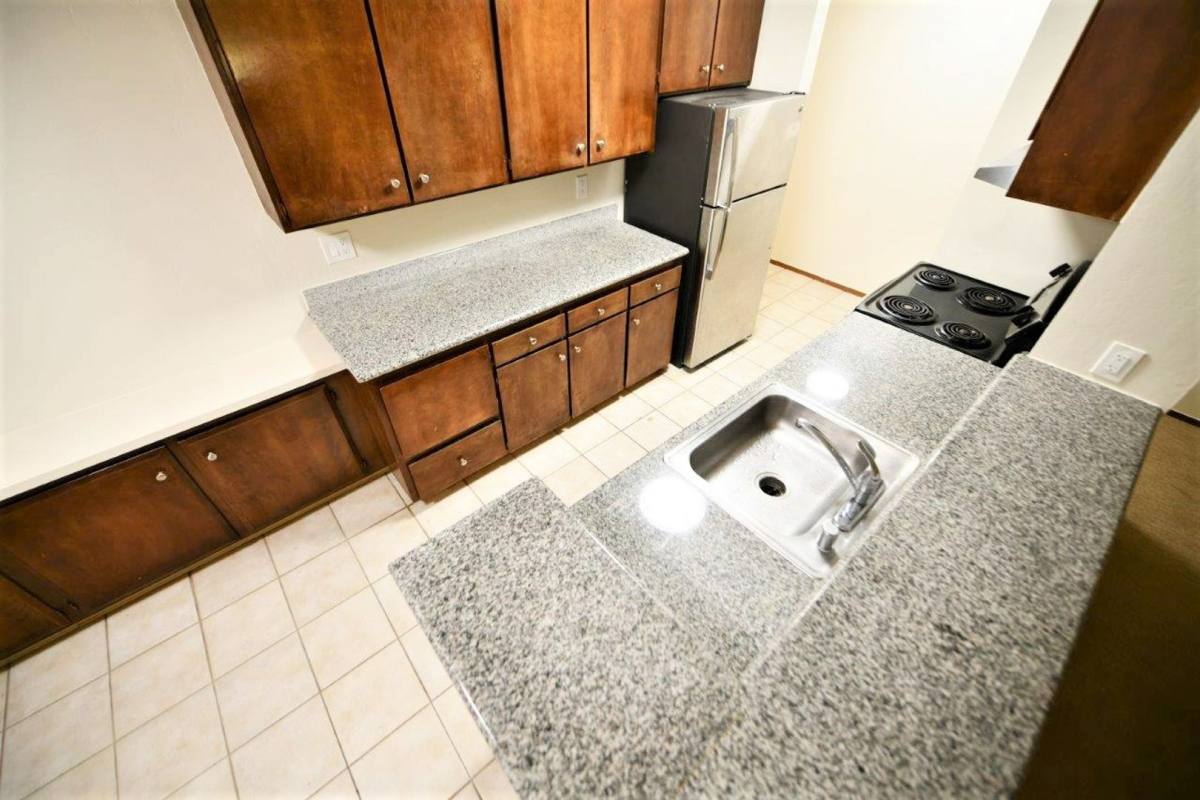 Apartment for rent at 366 Staten Ave, Oakland, CA 94610