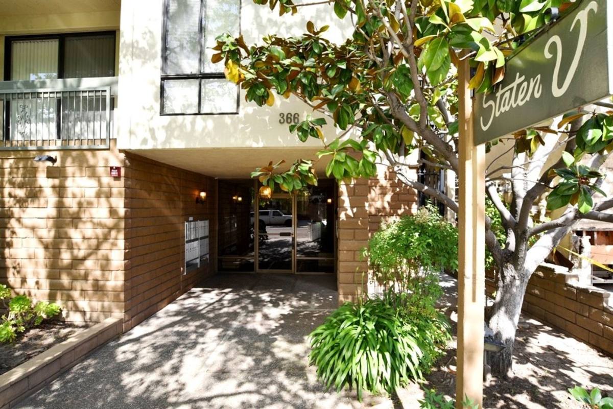 Apartment for rent at 366 Staten Ave, Oakland, CA 94610