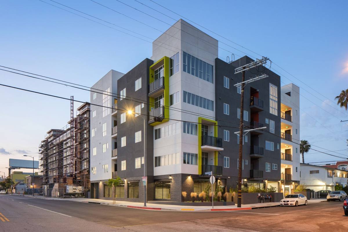 Apartment for rent at 10625 W Tabor St, Los Angeles, CA 90034