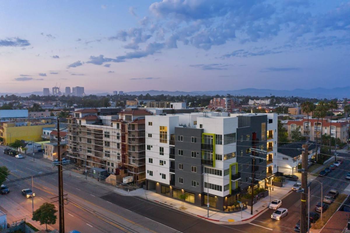 Apartment for rent at 10625 W Tabor St, Los Angeles, CA 90034