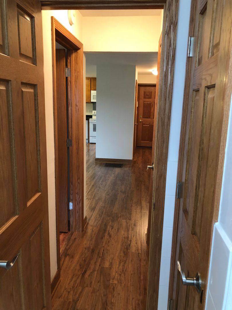 Apartment for rent at 5924 W 35th St, Minneapolis, MN 55416