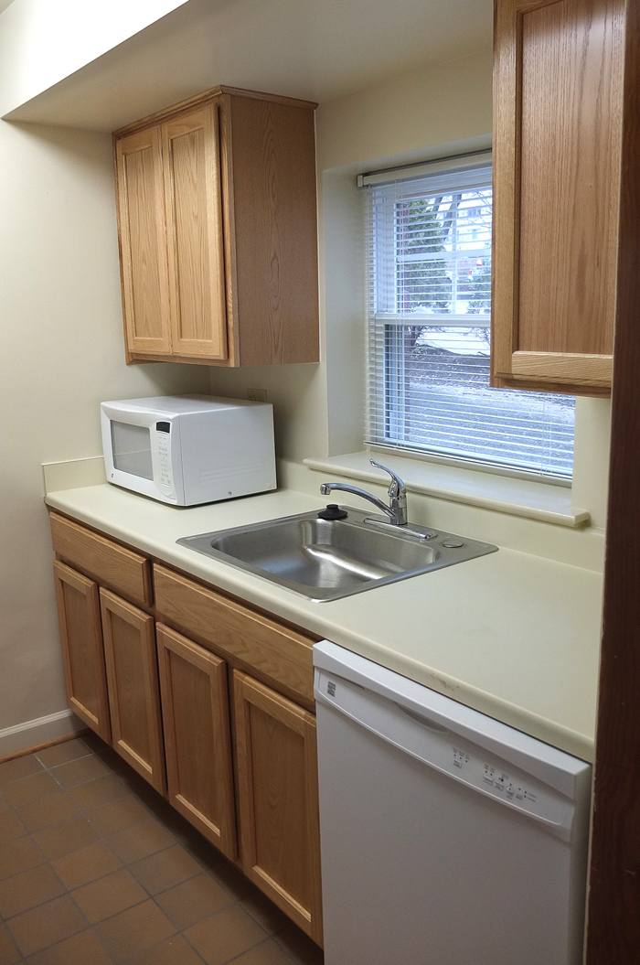 Apartment for rent at 1428 N 12th St, Arlington, VA 22209