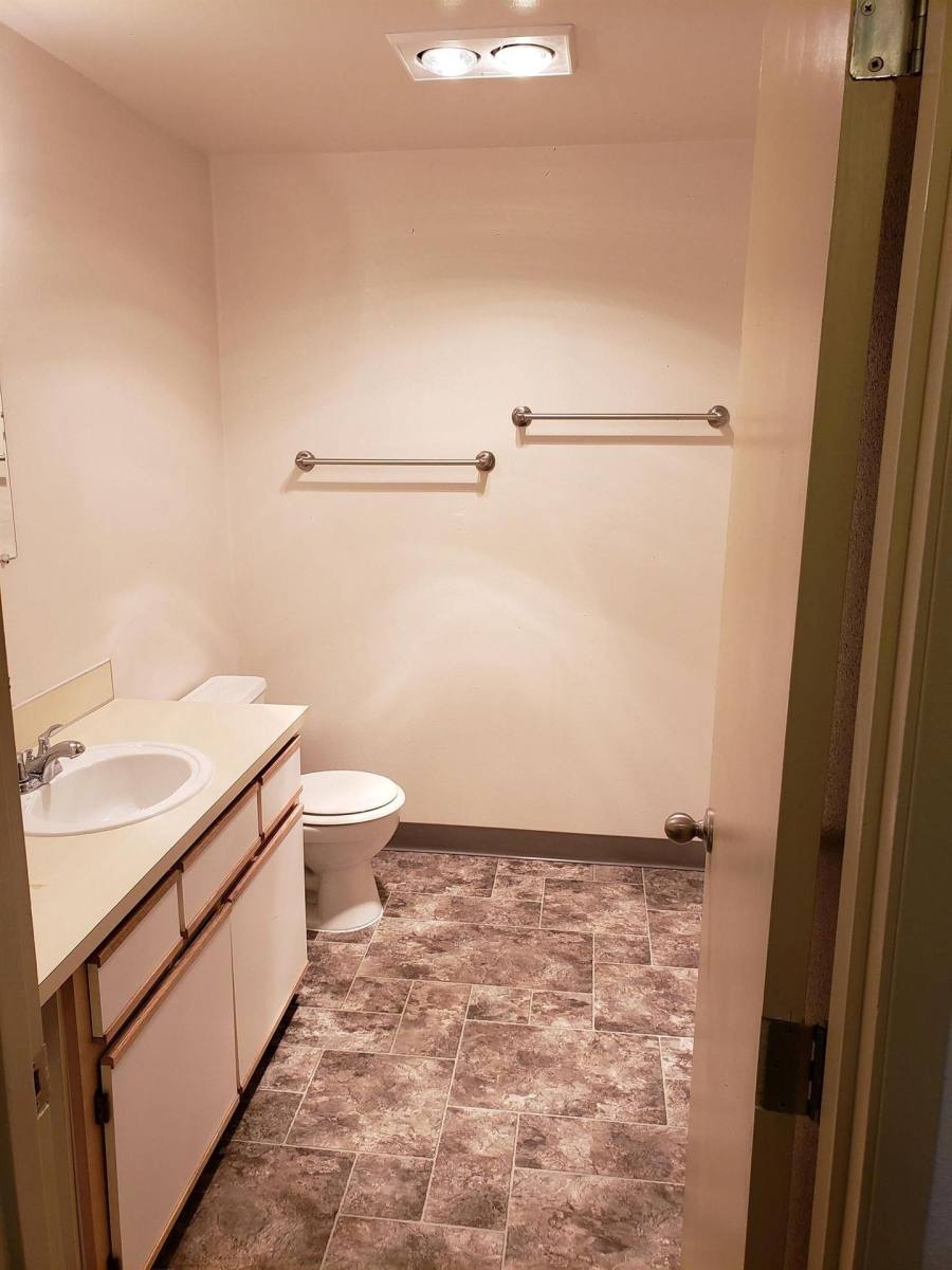 Apartment for rent at 1825 Clay St SE, Albany, OR 97322