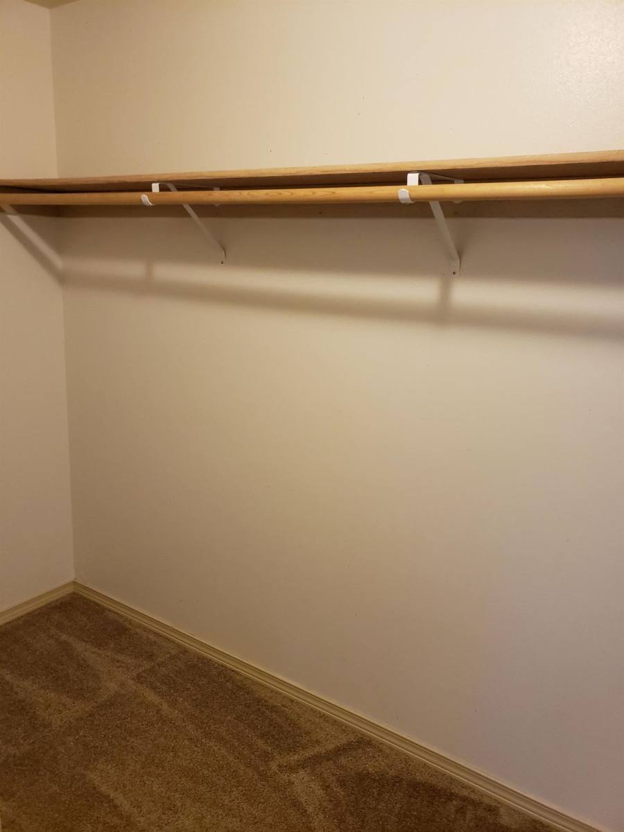 Apartment for rent at 1825 Clay St SE, Albany, OR 97322