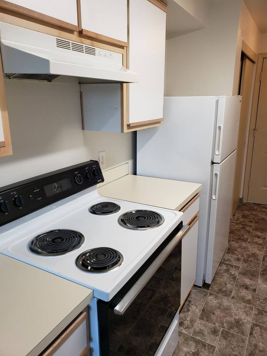 Apartment for rent at 1825 Clay St SE, Albany, OR 97322