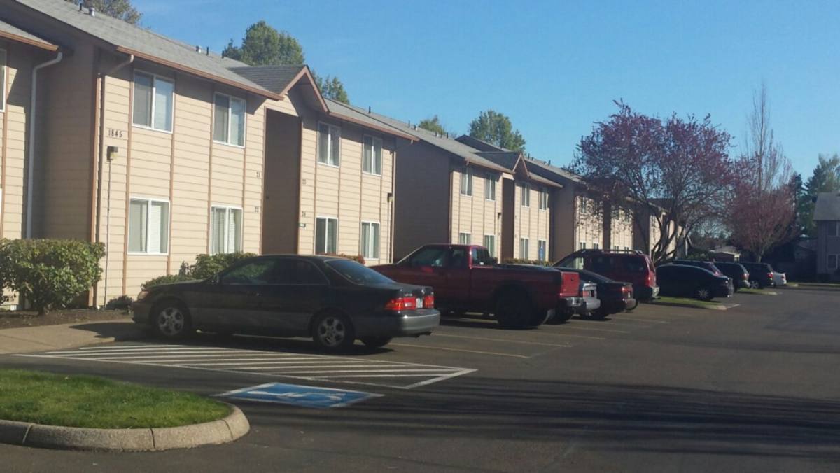 Apartment for rent at 1825 Clay St SE, Albany, OR 97322